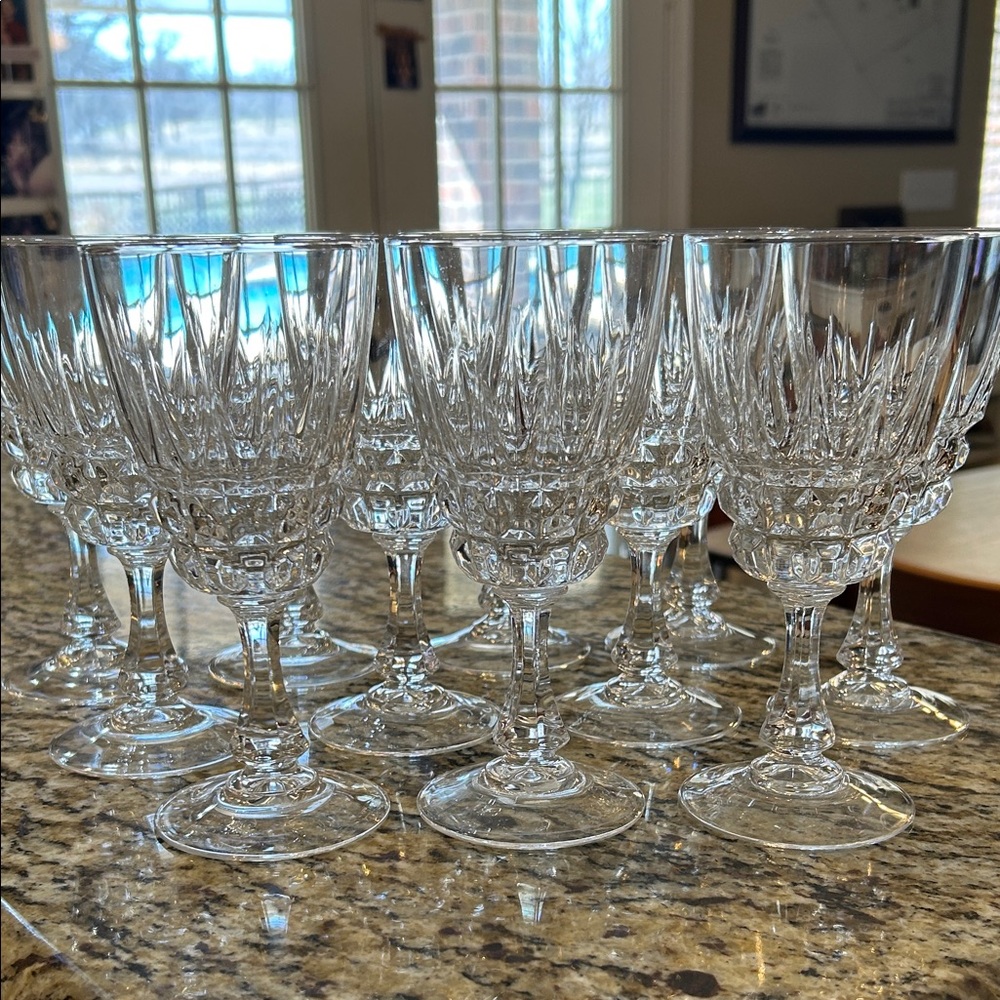 vintage Cristal d'Arques "Pompadour" pattern lead crystal wine glasses set of 11